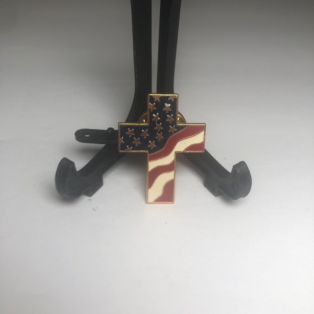 American Flag Cross Gold Tone & Enameled Lapel Pin USA Patriotic 4th Of July